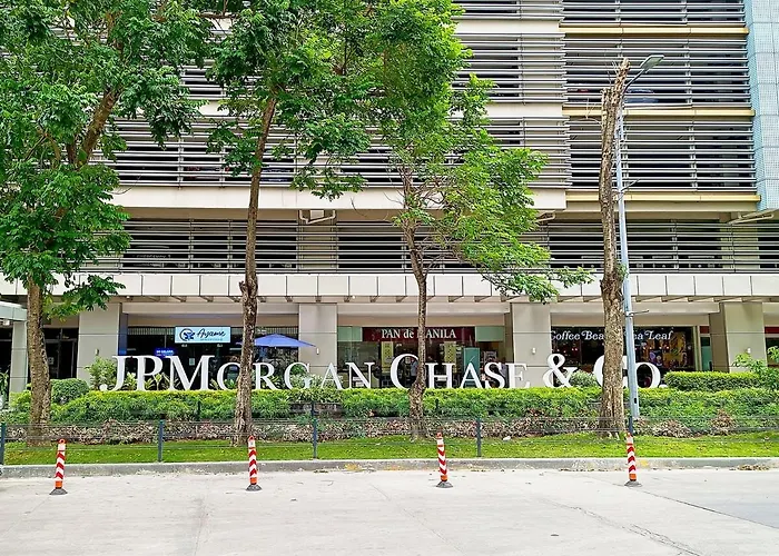 Apartment 2312t4 Avida Riala It Park 500mbps Newly Renovated Unit *